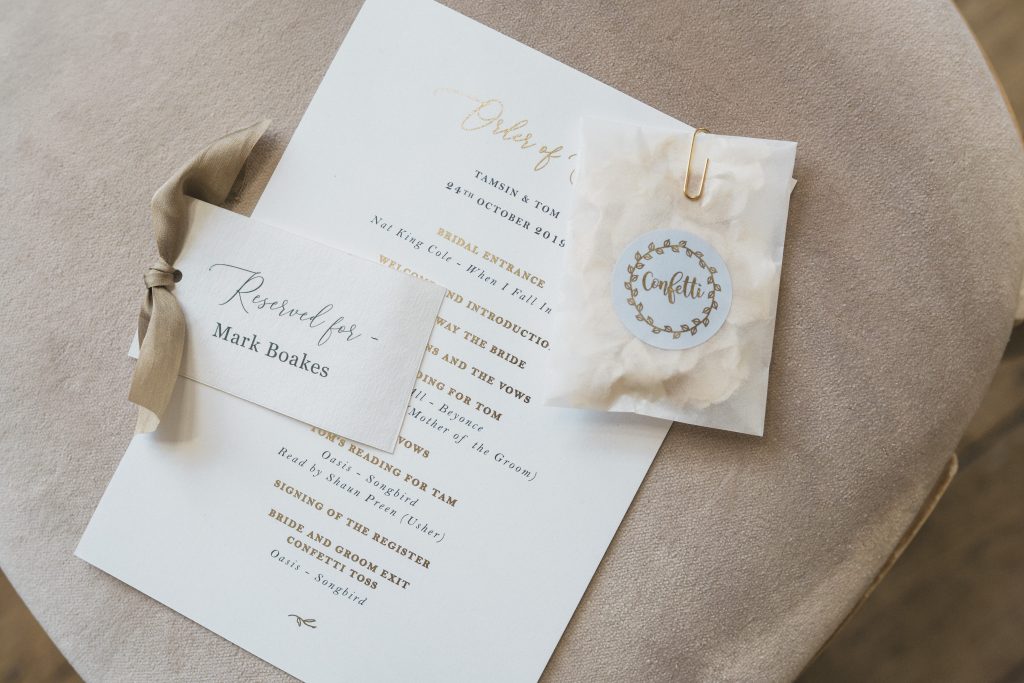 wedding guest confetti elmore court photographer