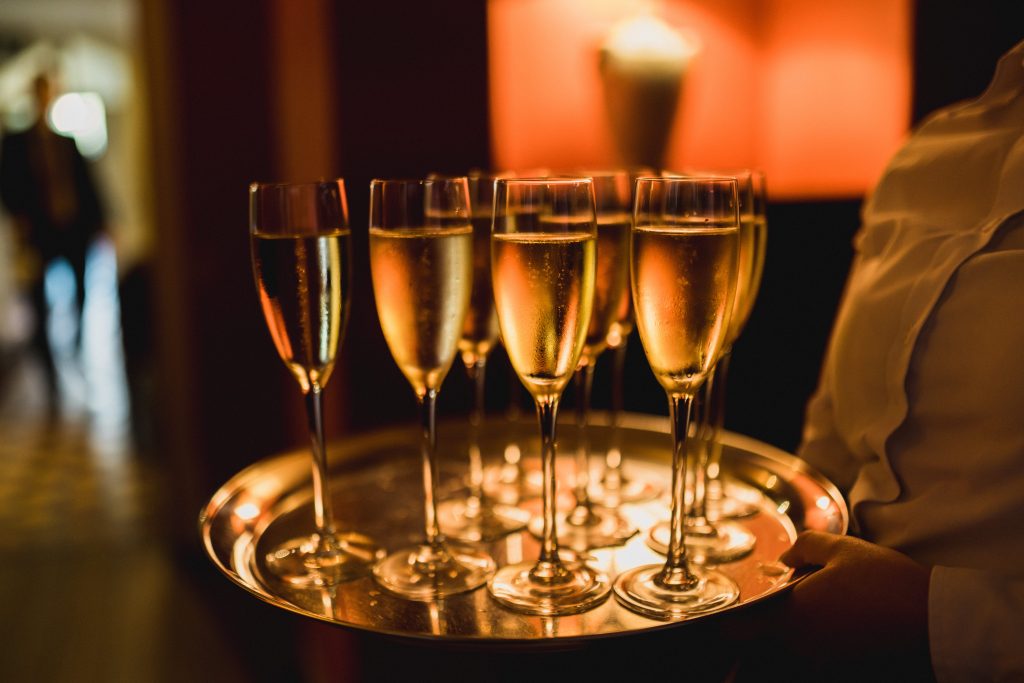 Elmore court wedding champagne