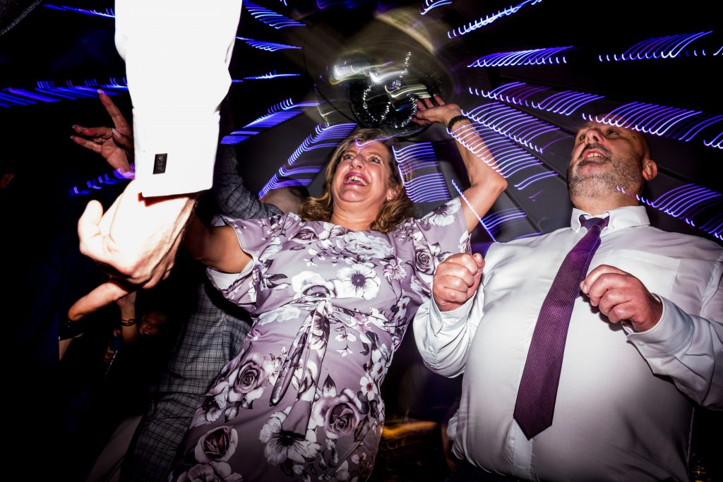 couple dancing Elmore court photograph